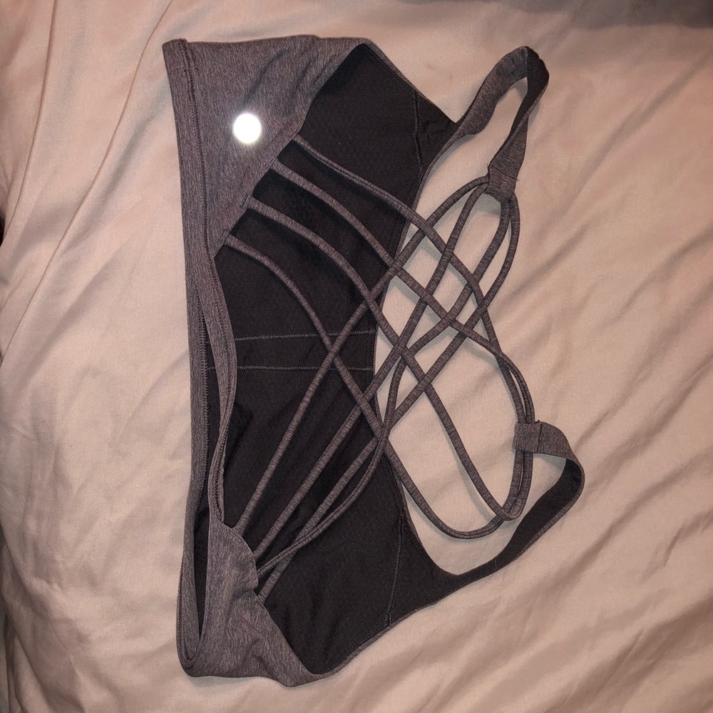 lulu lemon sports bra